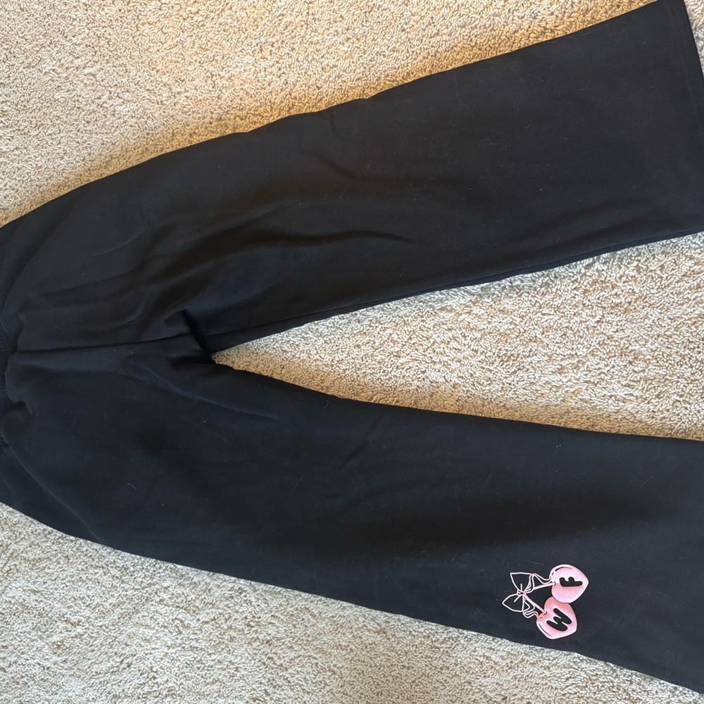 White Fox Boutique Black Joggers with Pink Logo - Picture 4 of 4